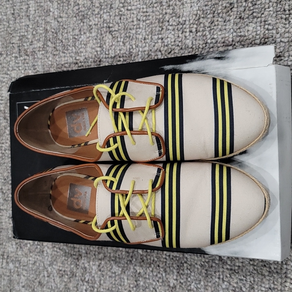 Dolce Vita Canvas Lace Loafer